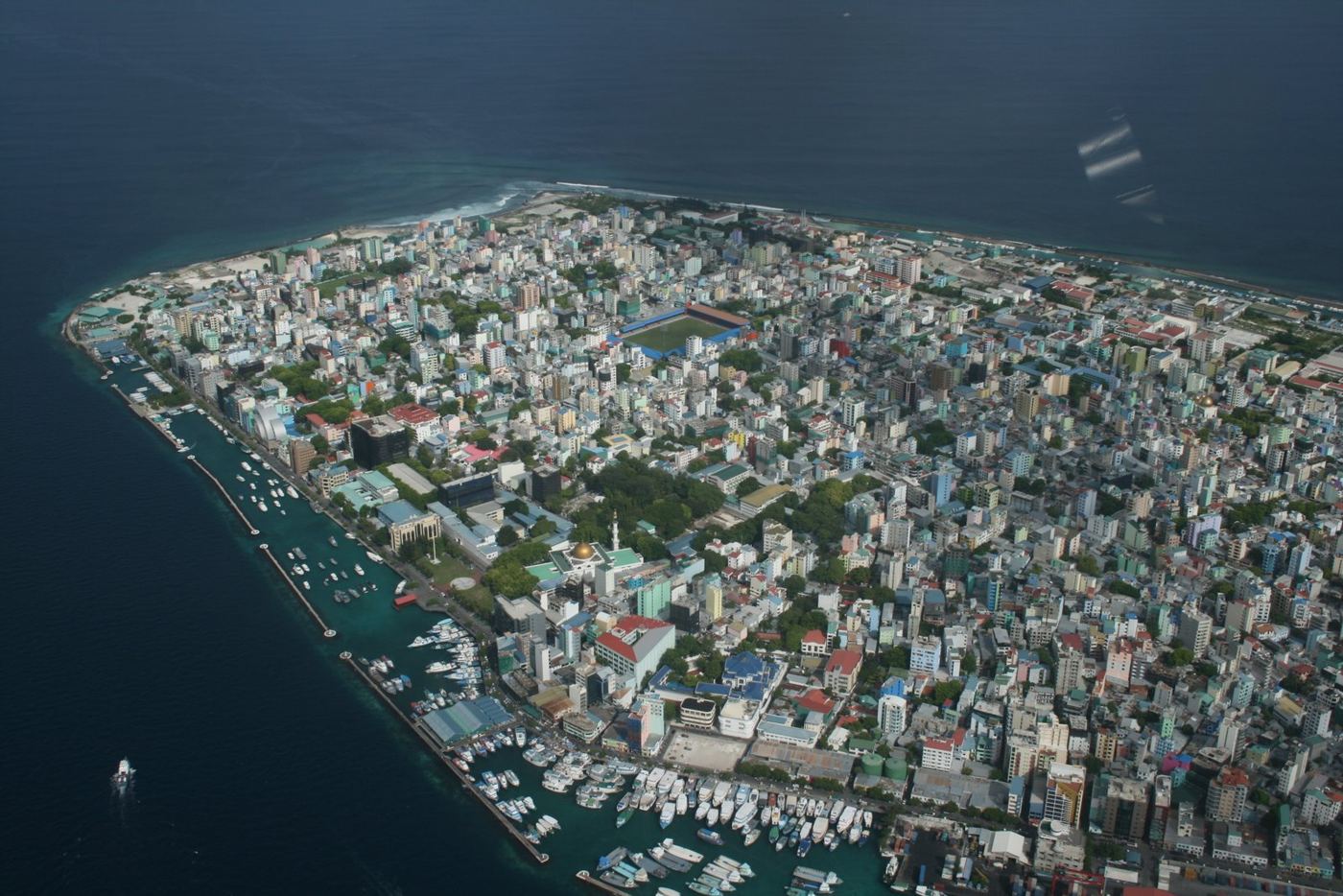 Internet, SIM Cards and Staying Connected in the Maldives